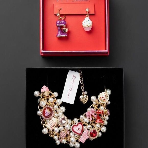 Betsey-Johnson Sweets Bib Necklace and Earrings - Picture 2 of 2